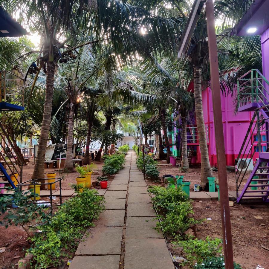 Woodpacker 2.0 Hostel Pondicherry Exterior photo
